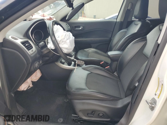 2020 Jeep Compass Latitude with VIN 3C4NJDBB1LT112466, listed as a Copart auction lot 57363495 with 40,155 mi miles and Salvage title. Bid and sale history available at DreamBid. Image 7.