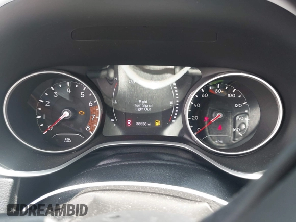 2020 Jeep Compass Latitude z VIN 3C4NJCBBXLT126537, wystawiony jako IAAI lot #42551696 z przebiegiem 38 538 mil mil oraz . Historia ofert i sprzedaży dostępna na DreamBid. Obrazek 7.