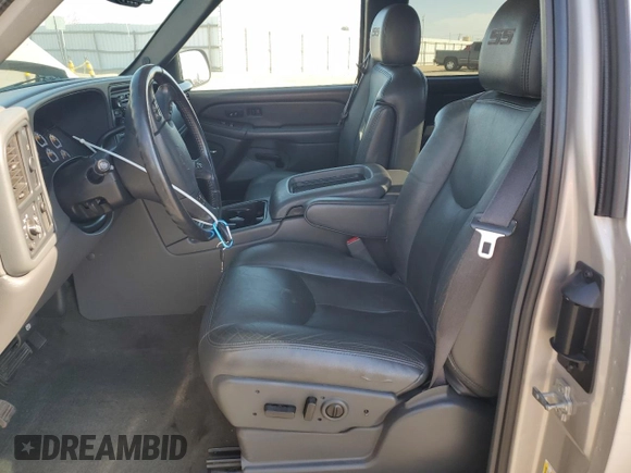2006 Chevrolet Silverado SS z VIN 2GCEC19N761204227, wystawiony jako Copart lot #78688944 z przebiegiem 92 400 mil mil oraz Szkody całkowita. Historia ofert i sprzedaży dostępna na DreamBid. Obrazek 7.