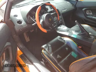2006 Lamborghini Gallardo с VIN ZHWGU22T46LA03894, выставлен на аукционе Copart как лот 51863375 с пробегом 26 528 миль миль и Списание • Salvage title. История ставок и продаж доступна на DreamBid. Изображение 8.