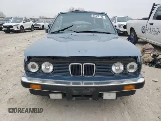1989 BMW 3 Series z VIN WBABB2309K8862774, wystawiony jako Copart lot #44600775 z przebiegiem 88 683 mil mil oraz Czysty tytuł • Clean title. Historia ofert i sprzedaży dostępna na DreamBid. Obrazek 5.