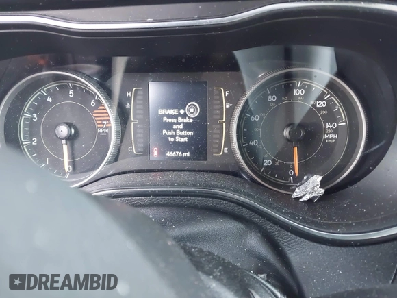 2019 Jeep Cherokee Latitude Plus with VIN 1C4PJMLB9KD469308, listed as a IAAI auction lot 41590025 with 46,676 mi miles. Bid and sale history available at carsss.com. Image 7.