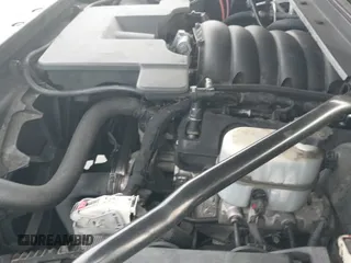 2019 Chevrolet Suburban LT z VIN 1GNSCHKC6KR203700, wystawiony jako IAAI lot #43086491 z przebiegiem 419 526 mil mil oraz . Historia ofert i sprzedaży dostępna na DreamBid. Obrazek 19.