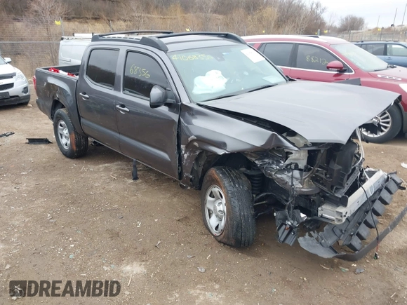 2021 Toyota Tacoma SR z VIN 5TFCZ5AN3MX269374, wystawiony jako IAAI lot #41068356 z przebiegiem 54 358 mil mil oraz . Historia ofert i sprzedaży dostępna na DreamBid. Obrazek 6.