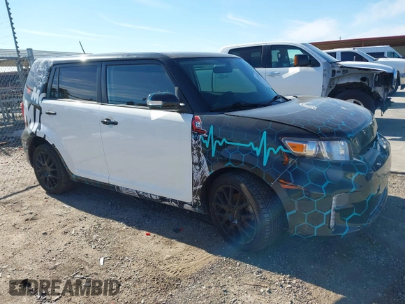 2015 Scion xB with VIN JTLZE4FE7FJ076258, listed as a IAAI auction lot 41317751 with 161,268 mi miles. Bid and sale history available at carsss.com. Image 1.