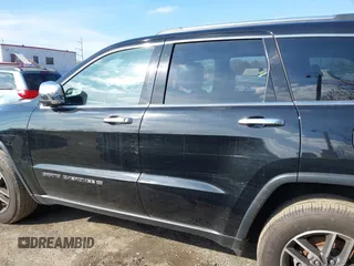 2022 Jeep Grand Cherokee Limited with VIN 1C4RJFBG4NC177240, listed as a IAAI auction lot 41541122 with 30,371 mi miles and . Bid and sale history available at DreamBid. Image 13.
