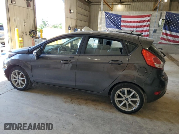 2019 Ford Fiesta SE z VIN 3FADP4EJ9KM159868, wystawiony jako Copart lot #58353995 z przebiegiem 87 940 mil mil oraz Szkoda całkowita • Salvage title. Historia ofert i sprzedaży dostępna na DreamBid. Obrazek 2.