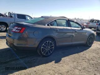 2018 Ford Taurus SEL with VIN 1FAHP2H87JG117352, listed as a Copart auction lot 87882065 with 133,534 mi miles and Salvage Title. Bid and sale history available at carsss.com. Image 3.