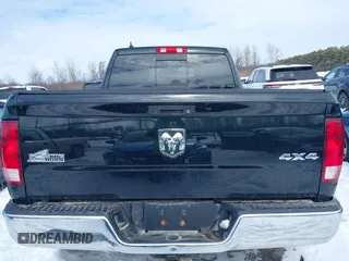 2015 Ram 1500 Outdoorsman z VIN 1C6RR7GGXFS606208, wystawiony jako IAAI lot #41660434 z przebiegiem 135 087 mil mil oraz . Historia ofert i sprzedaży dostępna na DreamBid. Obrazek 16.