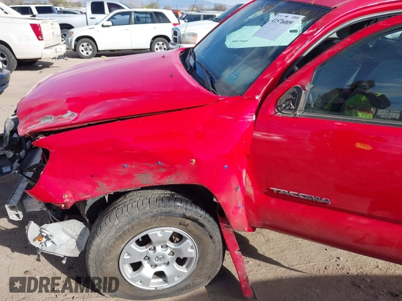 2008 Toyota Tacoma PreRunner with VIN 5TETU62NX8Z564585, listed as a IAAI auction lot 41576009 with 193,868 mi miles. Bid and sale history available at carsss.com. Image 18.