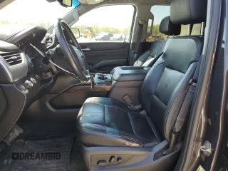 2015 Chevrolet Tahoe LT z VIN 1GNSKBKC6FR156951, wystawiony jako Copart lot #54666335 z przebiegiem 156 139 mil mil oraz Szkoda całkowita • Salvage title. Historia ofert i sprzedaży dostępna na DreamBid. Obrazek 7.