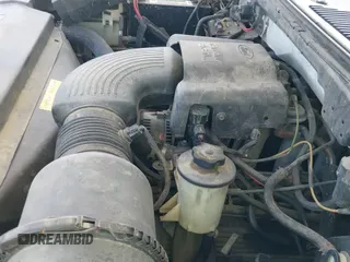 2000 Ford F-150 XL с VIN 1FTRX18W6YNA72319, выставлен на аукционе IAAI как лот 41682748 с пробегом 265 559 миль миль и . История ставок и продаж доступна на DreamBid. Изображение 16.