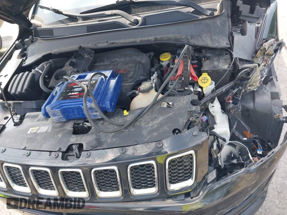 2018 Jeep Compass Latitude with VIN 3C4NJDBB2JT114644, listed as a IAAI auction lot 42499210 with 82,988 mi miles and . Bid and sale history available at DreamBid. Image 10.