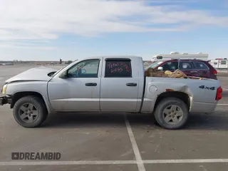 2005 Dodge Dakota SLT with VIN 1D7HW48N45S127702, listed as a IAAI auction lot 41492769 with Not Provided miles. Bid and sale history available at carsss.com. Image 15.