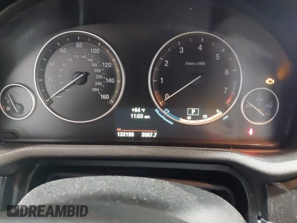 2014 BMW X3 xDrive28i z VIN 5UXWX9C55E0D32378, wystawiony jako IAAI lot #41657411 z przebiegiem 133 156 mil mil oraz . Historia ofert i sprzedaży dostępna na DreamBid. Obrazek 7.