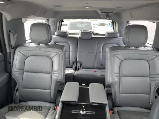 2019 Lincoln Navigator Reserve с VIN 5LMJJ3LT0KEL12472, выставлен на аукционе Copart как лот 45756865 с пробегом 111 994 миль миль и На запчасти • Non repairable. История ставок и продаж доступна на DreamBid. Изображение 10.