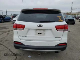 2017 Kia Sorento EX with VIN 5XYPHDA1XHG241785, listed as a Copart auction lot 82762644 with 150,292 mi miles and Salvage Title. Bid and sale history available at carsss.com. Image 6.