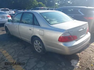 2004 Toyota Avalon XL z VIN 4T1BF28B14U346741, wystawiony jako IAAI lot #42252769 z przebiegiem 219 291 mil mil oraz . Historia ofert i sprzedaży dostępna na DreamBid. Obrazek 3.