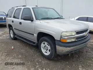2004 Chevrolet Tahoe LT z VIN 1GNEC13Z24J220275, wystawiony jako IAAI lot #42142833 z przebiegiem 271 725 mil mil oraz . Historia ofert i sprzedaży dostępna na DreamBid. Obrazek 1.
