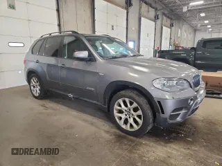 2012 BMW X5 35i z VIN 5UXZV4C58CL758466, wystawiony jako Copart lot #59799955 z przebiegiem 119 331 mil mil oraz Nie do naprawy • Non repairable. Historia ofert i sprzedaży dostępna na DreamBid. Obrazek 4.