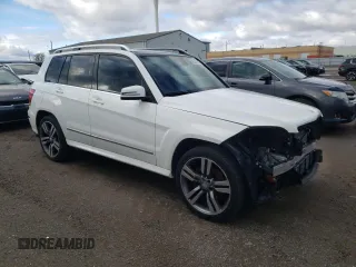 2015 Mercedes-Benz GLK 250 with VIN WDCGG0EBXFG347544, listed as a Copart auction lot 86331534 with 43,513 mi miles and Salvage Title. Bid and sale history available at DreamBid. Image 4.