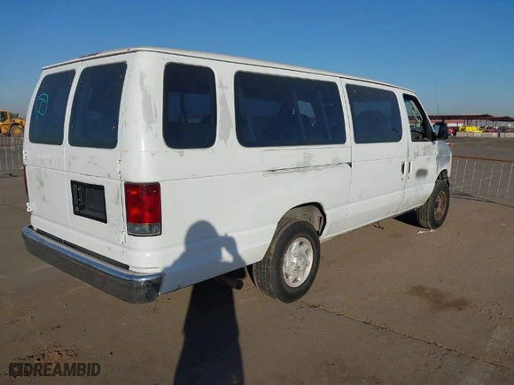 2007 Ford Econoline Wagon XL with VIN 1FBSS31L07DA47100, listed as a IAAI auction lot 41054675 with 101,879 mi miles. Bid and sale history available at carsss.com. Image 4.