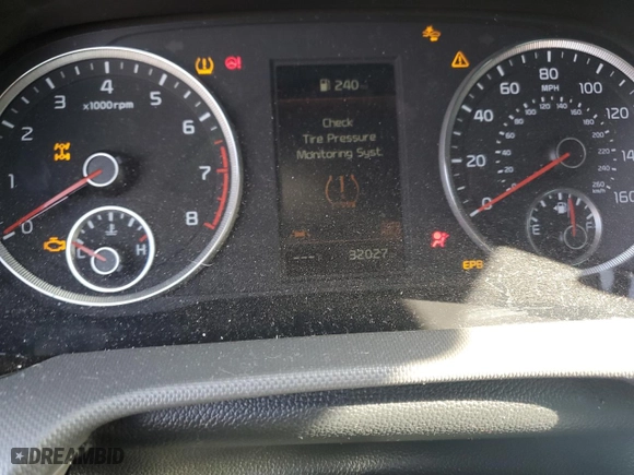 2022 Kia K5 GT-Line with VIN 5XXG64J29NG150487, listed as a Copart auction lot 51146405 with 32,027 mi miles and Salvage Title. Bid and sale history available at carsss.com. Image 9.