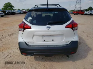 2018 Nissan Kicks SV with VIN 3N1CP5CU3JL511892, listed as a Copart auction lot 57260555 with 71,305 mi miles and Salvage title. Bid and sale history available at DreamBid. Image 6.