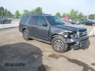 2015 Ford Expedition XLT z VIN 1FMJU1HT0FEF28979, wystawiony jako IAAI lot #42116306 z przebiegiem 147 172 mil mil oraz . Historia ofert i sprzedaży dostępna na DreamBid. Obrazek 1.