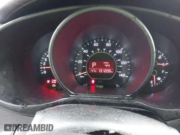 2015 Kia Soul + with VIN KNDJP3A55F7170527, listed as a IAAI auction lot 41981775 with 131,208 mi miles. Bid and sale history available at carsss.com. Image 7.