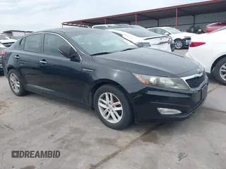 2012 Kia Optima LX z VIN 5XXGM4A78CG063887, wystawiony jako IAAI lot #42481717 z przebiegiem 145 951 mil mil oraz . Historia ofert i sprzedaży dostępna na DreamBid. Obrazek 1.