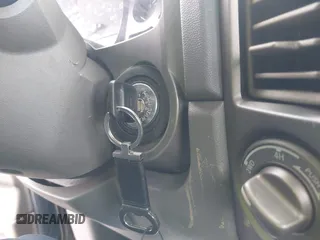 2005 Nissan Titan SE с VIN 1N6AA06B45N514239, выставлен на аукционе IAAI как лот 41370064 с пробегом 95 122 миль миль и . История ставок и продаж доступна на DreamBid. Изображение 11.