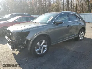 2020 Audi Q3 S line Premium Plus with VIN WA1EECF32L1033018, listed as a Copart auction lot 82150584 with 82,534 mi miles and Salvage Title. Bid and sale history available at carsss.com. Image 1.