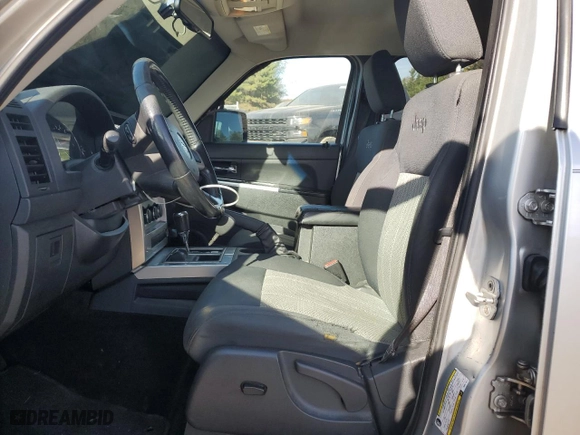 2009 Jeep Liberty Limited with VIN 1J8GN58K39W517511, listed as a Copart auction lot 79118424 with 194,516 mi miles and Salvage Title. Bid and sale history available at carsss.com. Image 7.