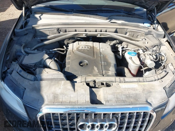 2014 Audi Q5 Premium Plus with VIN WA1LFBFP2EA074446, listed as a IAAI auction lot 41841181 with 157,810 mi miles. Bid and sale history available at carsss.com. Image 10.