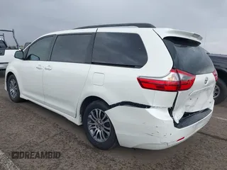2020 Toyota Sienna XLE Auto Access Seat with VIN 5TDYZ3DC4LS080497, listed as a IAAI auction lot 41802566 with 74,049 mi miles. Bid and sale history available at carsss.com. Image 3.