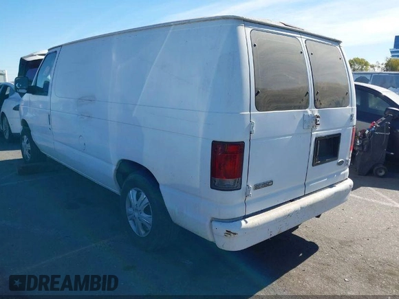 2006 Ford Econoline Cargo with VIN 1FTRE14W46HA46504, listed as a IAAI auction lot 42433510 with 251,238 mi miles and . Bid and sale history available at DreamBid. Image 3.