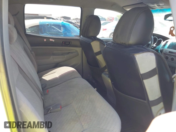 2010 Toyota Tacoma PreRunner z VIN 3TMJU4GN3AM098103, wystawiony jako IAAI lot #41981209 z przebiegiem 218 329 mil mil oraz . Historia ofert i sprzedaży dostępna na DreamBid. Obrazek 8.