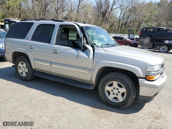 2005 Chevrolet Tahoe LT with VIN 1GNEC13T85R101175, listed as a Copart auction lot 49727485 with 187,301 mi miles and Salvage Title. Bid and sale history available at carsss.com. Image 4.