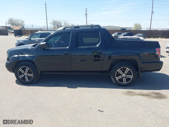 2013 Honda Ridgeline Sport with VIN 5FPYK1F75DB014076, listed as a IAAI auction lot 42022901 with 178,846 mi miles. Bid and sale history available at carsss.com. Image 14.