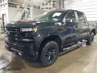 2019 Chevrolet Silverado 1500 LT Trail Boss with VIN 1GCPYFED0KZ399710, listed as a IAAI auction lot 41490011 with 64,716 mi miles. Bid and sale history available at carsss.com. Image 17.