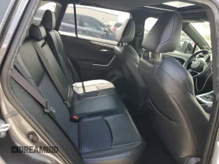 2019 Toyota RAV4 Hybrid XSE with VIN JTMEWRFV4KJ004271, listed as a Copart auction lot 61335175 with 116,457 mi miles and Salvage title. Bid and sale history available at DreamBid. Image 11.