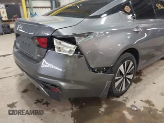 2019 Nissan Altima SL with VIN 1N4BL4EW0KC132574, listed as a IAAI auction lot 41566212 with 79,194 mi miles and . Bid and sale history available at carsss.com. Image 6.