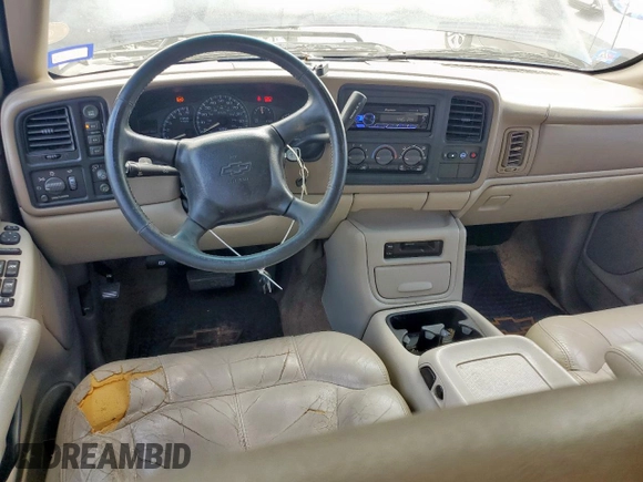 2001 Chevrolet Tahoe LT with VIN 1GNEK13T11R207478, listed as a Copart auction lot 54766815 with 301,575 mi miles and Salvage title. Bid and sale history available at DreamBid. Image 8.