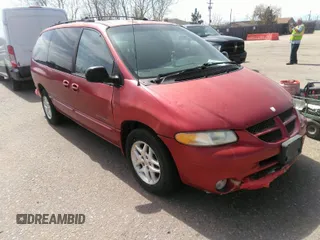 2000 Dodge Caravan SE with VIN 1B4GP44G9YB779386, listed as a IAAI auction lot 41959352 with 139,648 mi miles. Bid and sale history available at carsss.com. Image 1.