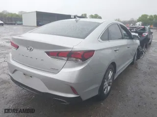 2019 Hyundai Sonata Sport with VIN 5NPE34AF0KH729533, listed as a IAAI auction lot 41903710 with 46,352 mi miles. Bid and sale history available at carsss.com. Image 4.