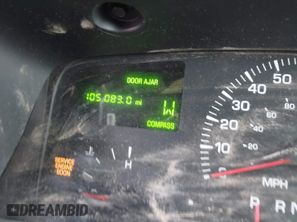 2001 Lincoln Town Car Signature with VIN 1LNHM82W61Y733577, listed as a IAAI auction lot 41899175 with 105,083 mi miles and . Bid and sale history available at DreamBid. Image 15.
