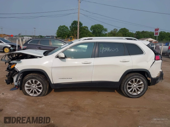 2019 Jeep Cherokee Latitude with VIN 1C4PJMCB5KD341728, listed as a IAAI auction lot 42405715 with 78,224 mi miles and . Bid and sale history available at DreamBid. Image 14.