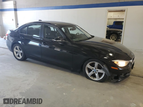 2014 BMW 3 Series 320i xDrive с VIN WBA3C3C55EF984647, выставлен на аукционе Copart как лот 58936005 с пробегом 103 180 миль миль и Списание • Salvage title. История ставок и продаж доступна на DreamBid. Изображение 4.