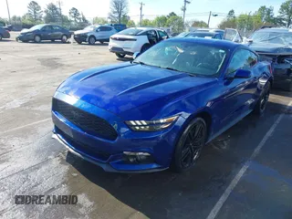 2016 Ford Mustang EcoBoost z VIN 1FA6P8TH0G5206167, wystawiony jako IAAI lot #41833768 z przebiegiem 101 181 mil mil oraz . Historia ofert i sprzedaży dostępna na DreamBid. Obrazek 17.